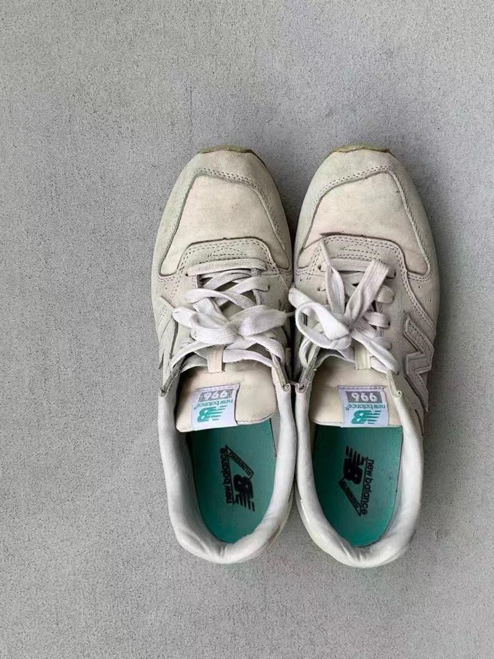New Balance 996 women’s Casual Sneakers size US 8.5